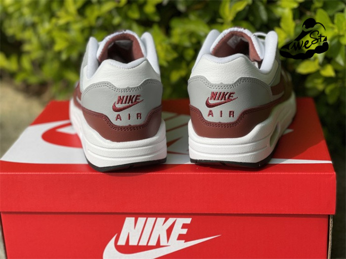 Nike Air Max 1 Mystic Dates