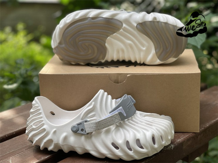 Salehe Bembury × Crocs Pollex Clog