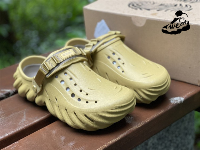 Salehe Bembury × Crocs Pollex Clog