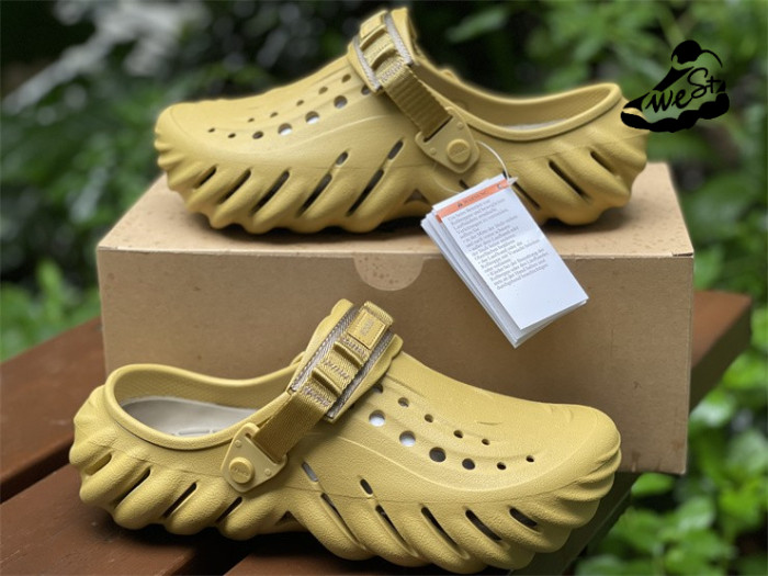 Salehe Bembury × Crocs Pollex Clog