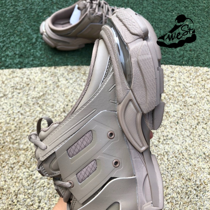 Balenciaga Track