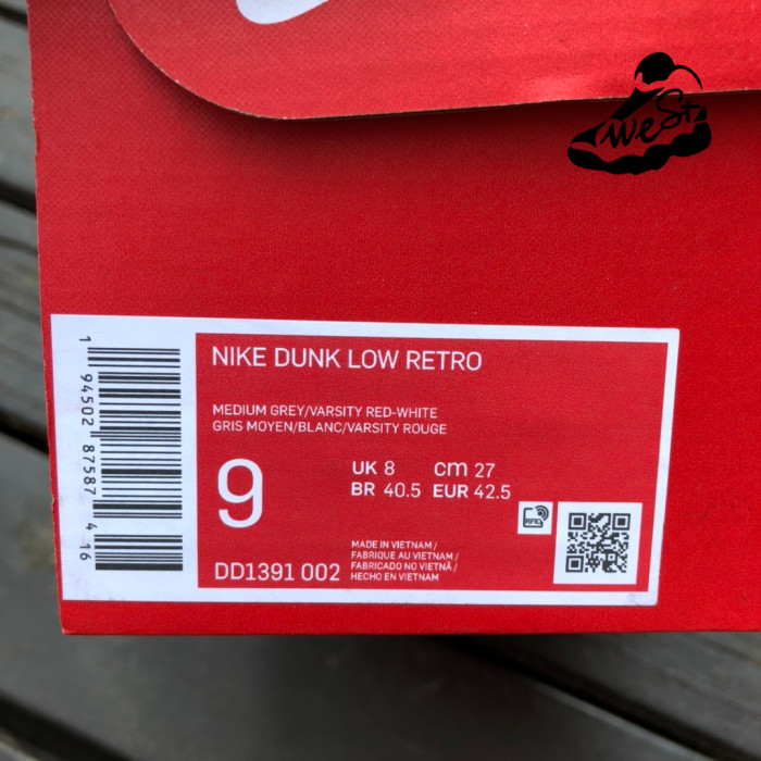 Nike Dunk Low Retro Medium Grey Varsity Red UNLV