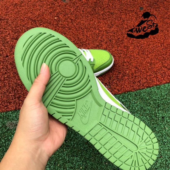 Nike Dunk Low Chlorophyll