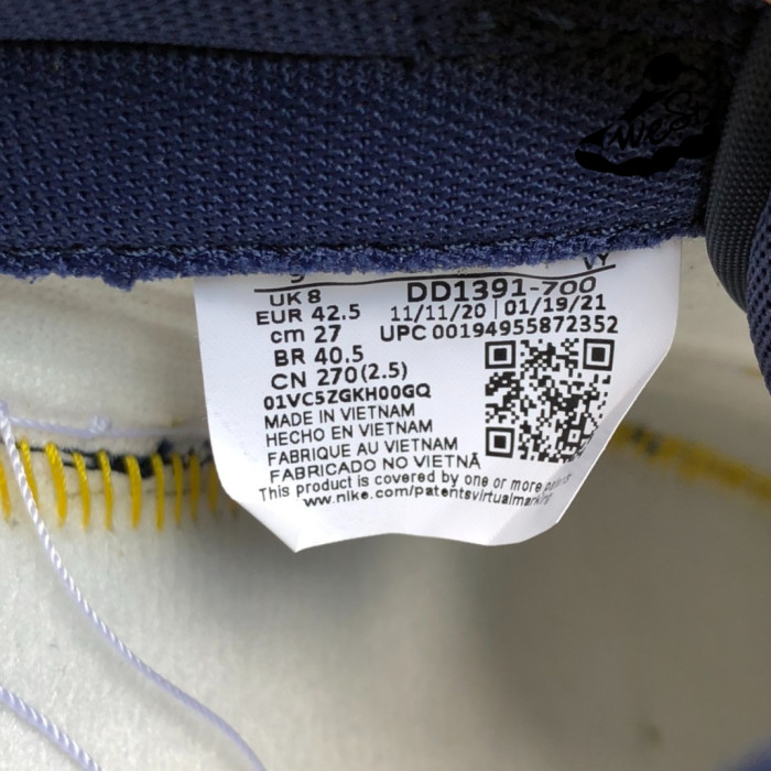Nike Dunk Low Michigan