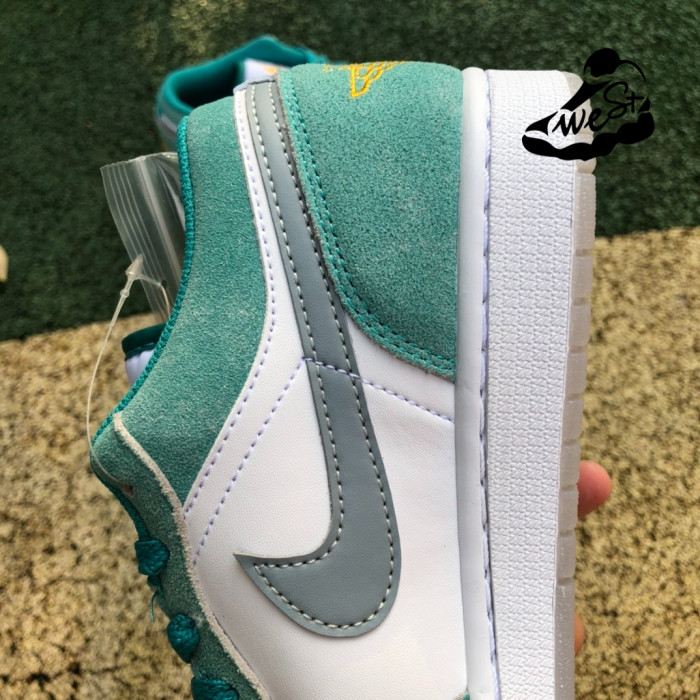 Jordan 1 Low SE New Emerald