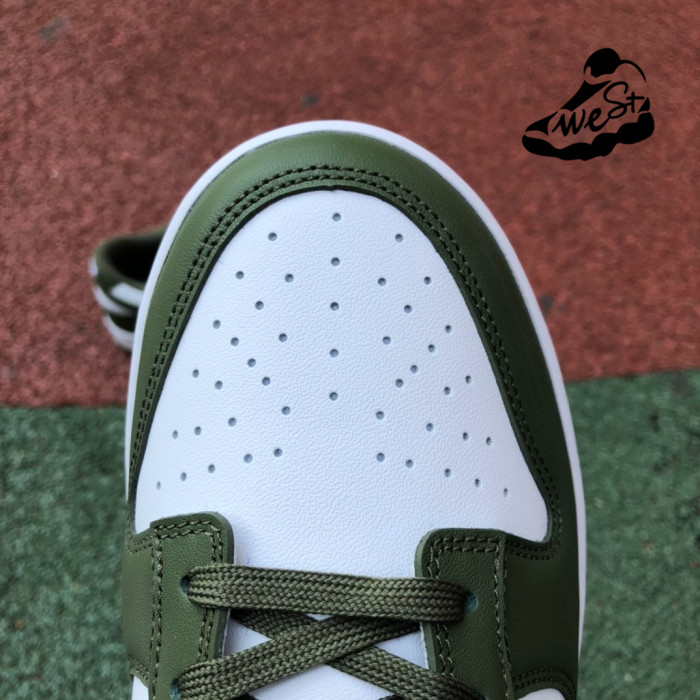 Nike Dunk Low Medium Olive