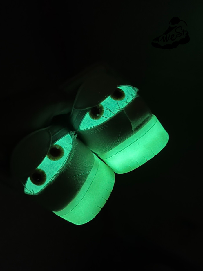 Nike SB Dunk Low Mummy