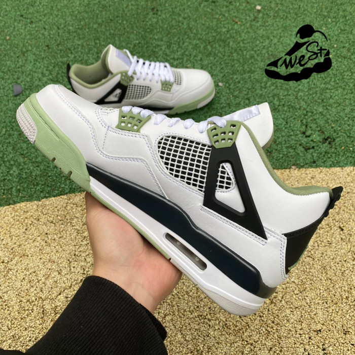 Jordan 4 WMNS “Seafoam”