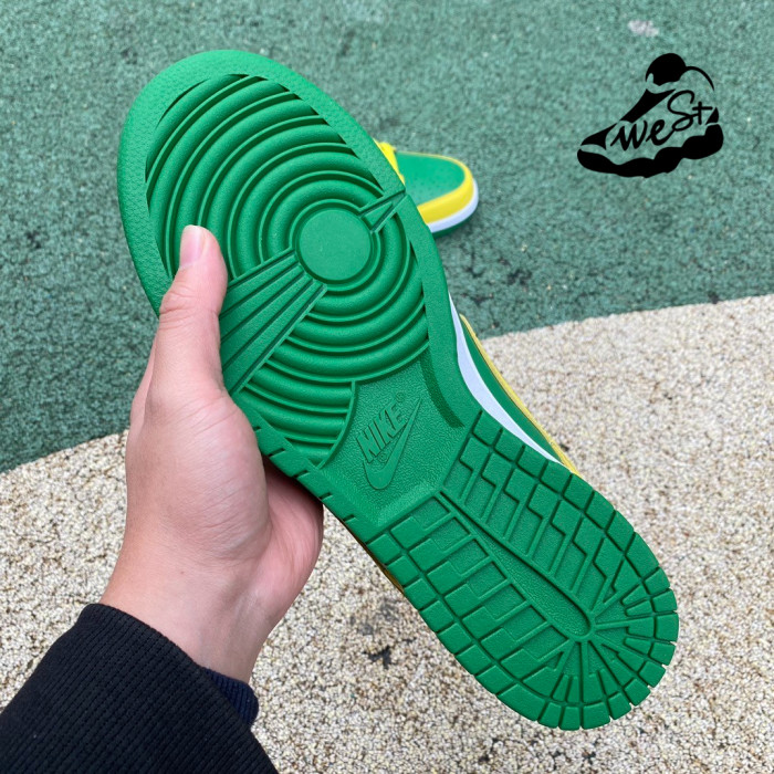 Nike Dunk Low Reverse Brazil