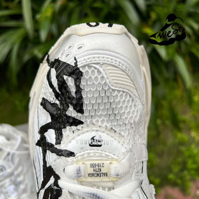 Balenciaga shoes Runner Grafhti
