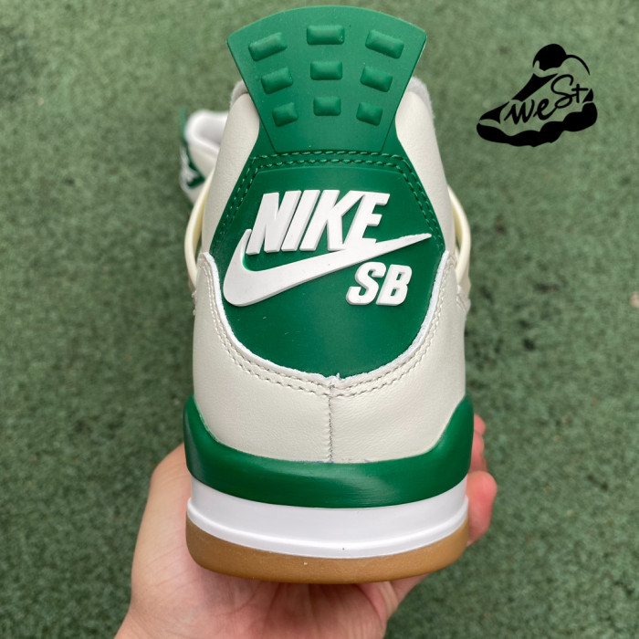 Jordan 4 Retro SB Pine Green
