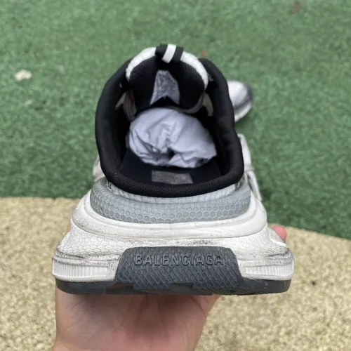  Balenciaga shoes 