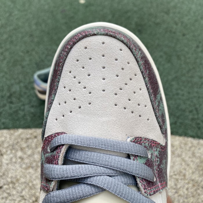 Nike SB Dunk Low Crenshaw Skate Club