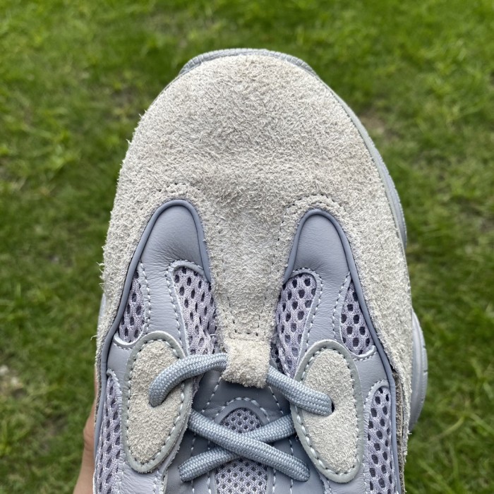 adidas Yeezy 500