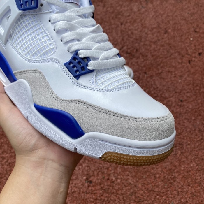 Nike SB x Air Jordan 4