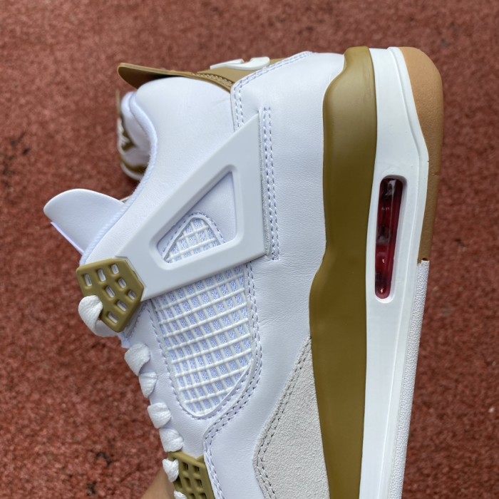 Nike SB x Air Jordan 4 