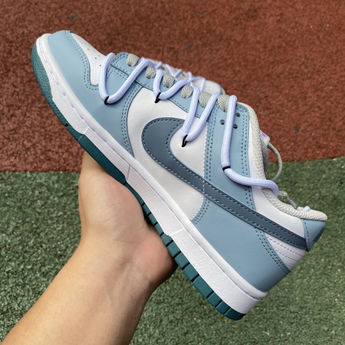 Nike Dunk Low shoe