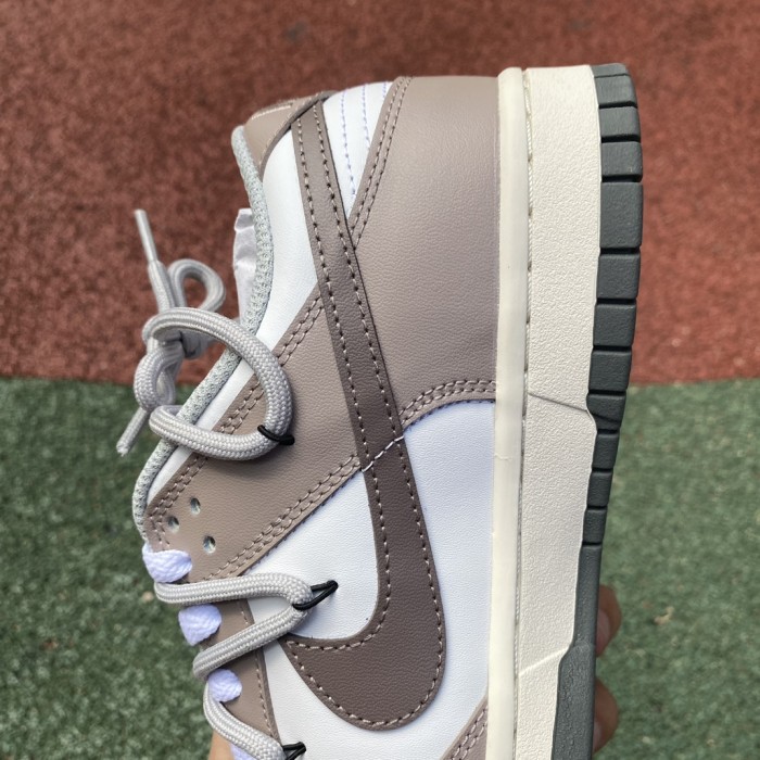Nike Dunk Low shoes
