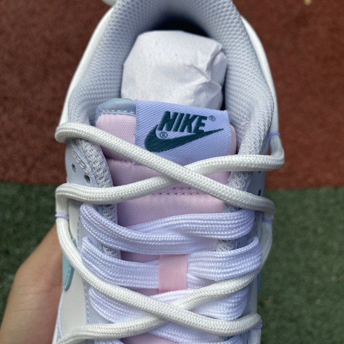 Nike Dunk Low shoes