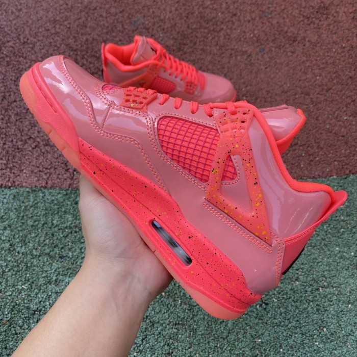 Jordan 4 Retro Hot Punch