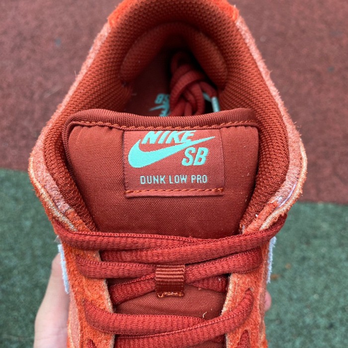 Nike SB Dunk Low Noise Aqua