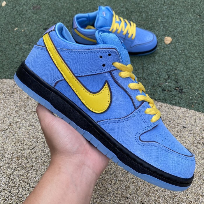 The Powerpuff Girls x Nike SB Dunk Low Bubbles