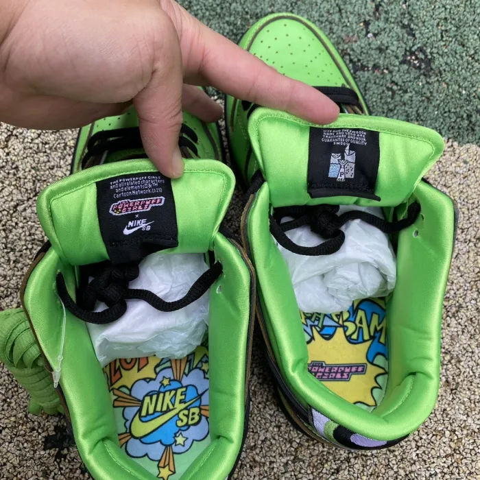 The Powerpuff Girls x Nike SB Dunk Low Buttercup