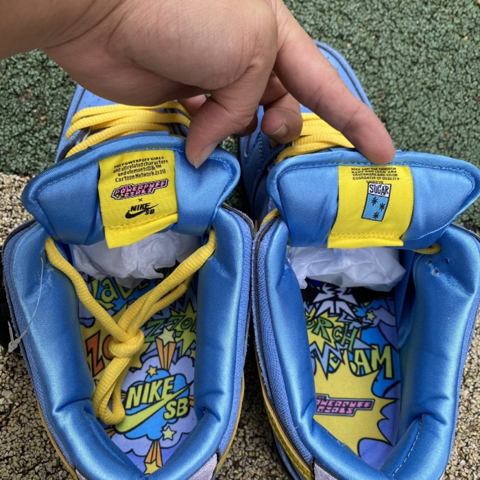 The Powerpuff Girls x Nike SB Dunk Low Bubbles