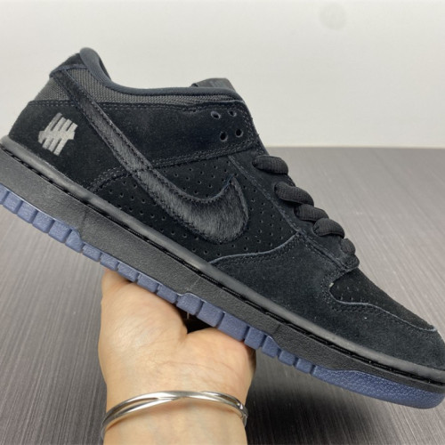 Nike Dunk Low SP Undefeated 5 On It Black