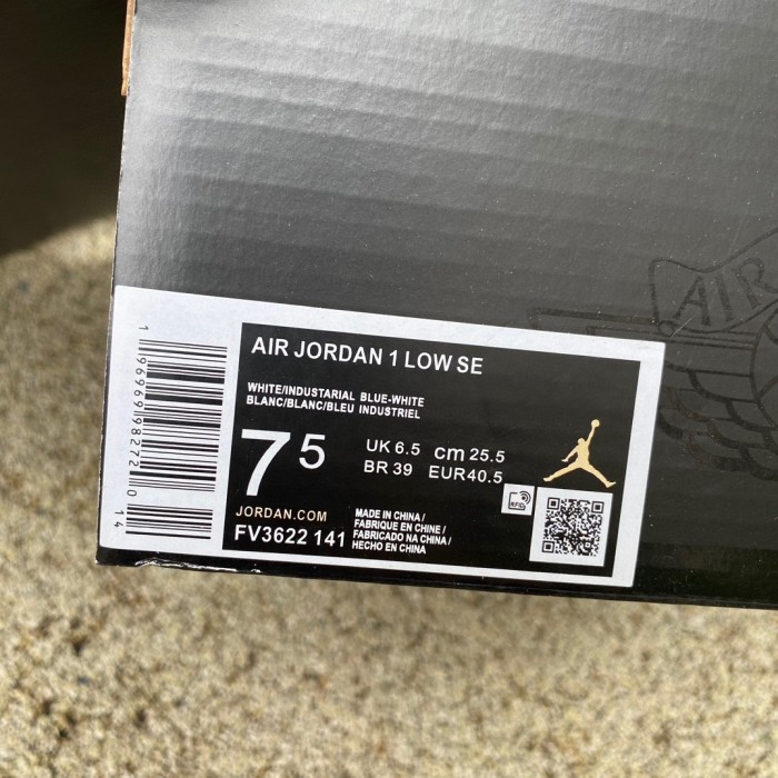 Air Jordan 1 Low SE 'Industrial Blue Sashiko'