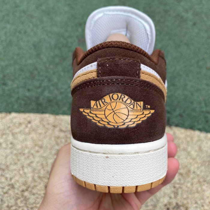 Air Jordan 1 Low SE Cacao Wow GS