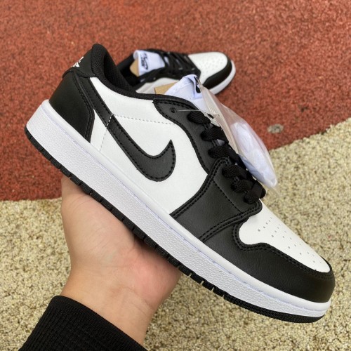 Air Jordan 1 Low Panda