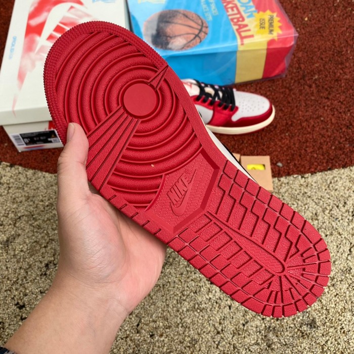 Air Jordan 1 Retro Low OG Trophy Room Away