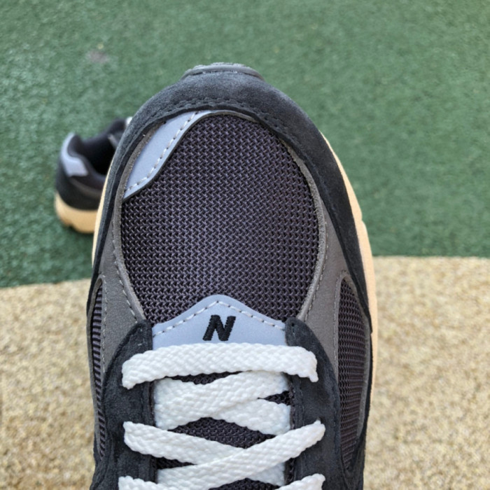 New Balance 2002R Black Dark Grey