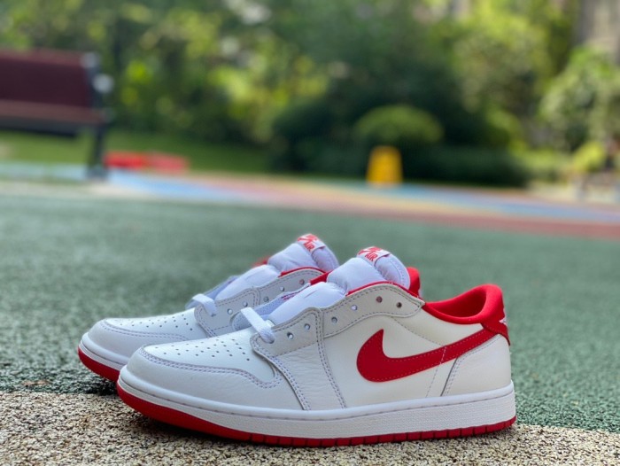 Air Jordan 1 Retro Low OG University Red