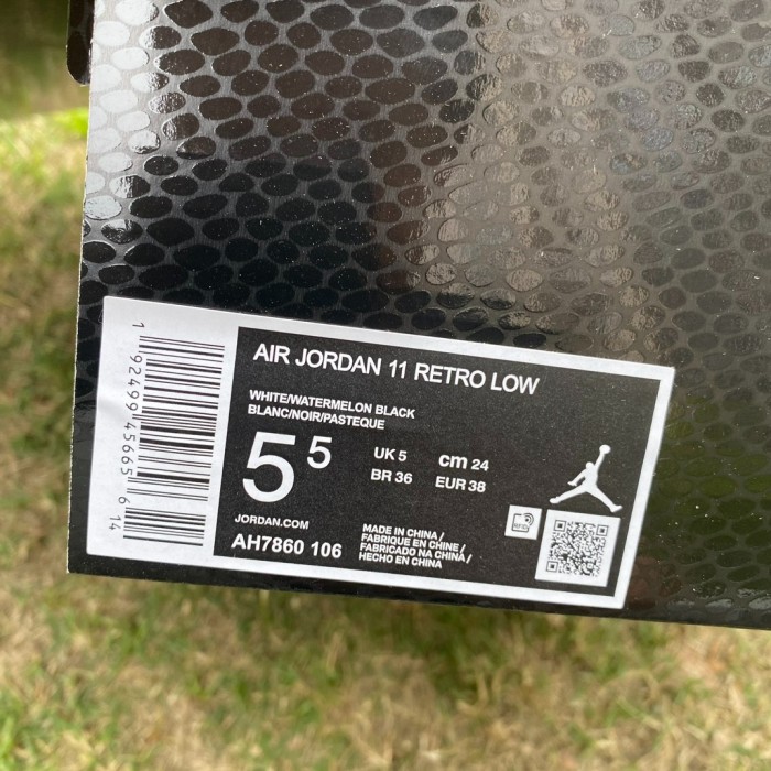 Air Jordan 11 Retro Low 'Pink Snakeskin'