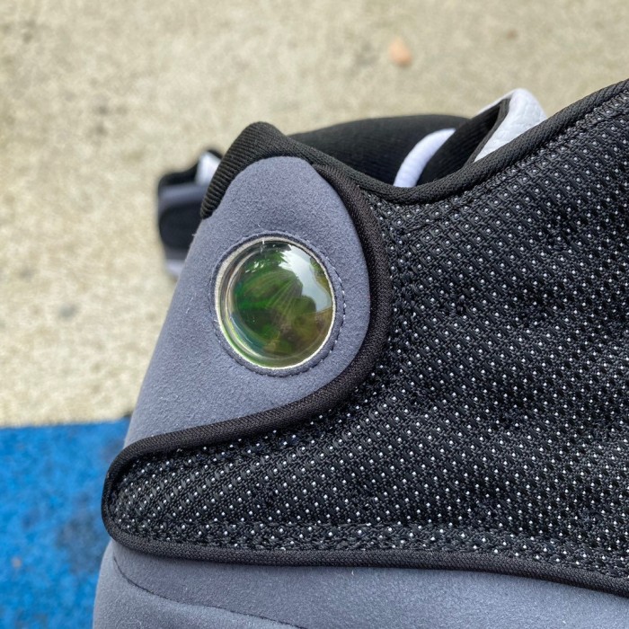 Air Jordan 13 Retro Black Flint 