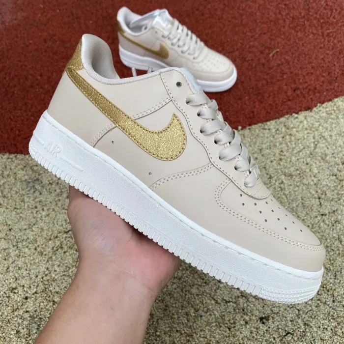 Air Force 1 Low '07 Sanddrift Metallic Gold