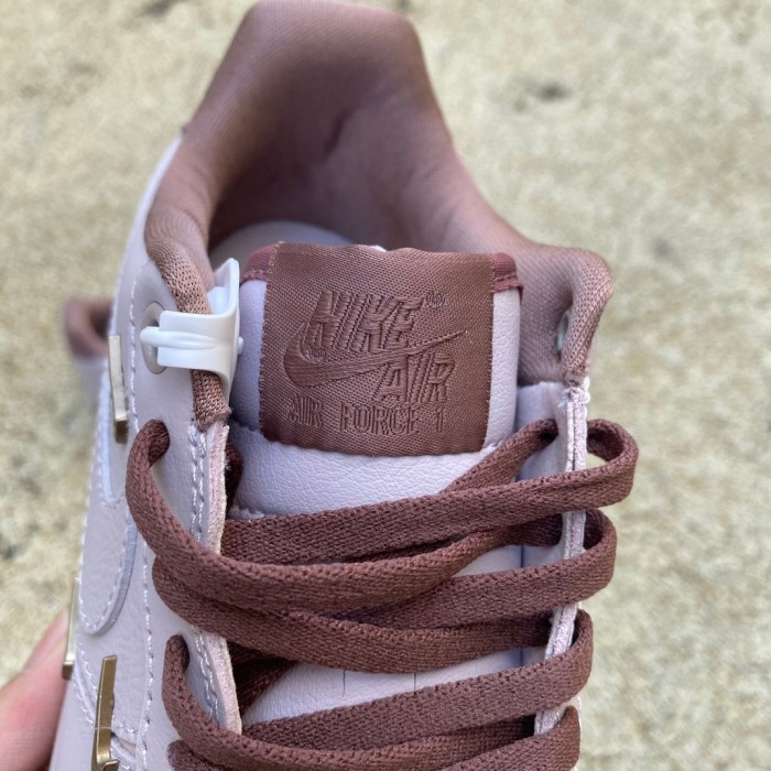 Air Force 1 Low LX 'Pink Russett' 