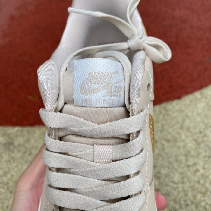 Air Force 1 Low '07 Sanddrift Metallic Gold
