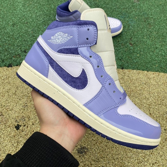 Air Jordan 1 Mid SE Chenille Sky J Light Purple