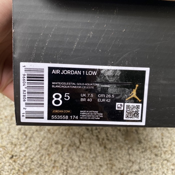 Air Jordan 1 Low shoes