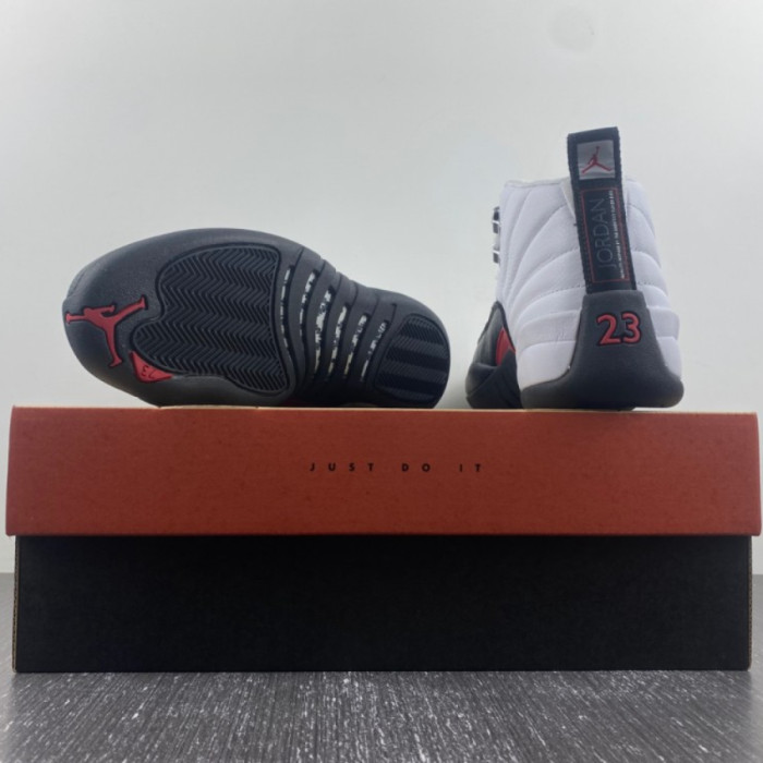 Air Jordan 12 Red Taxi
