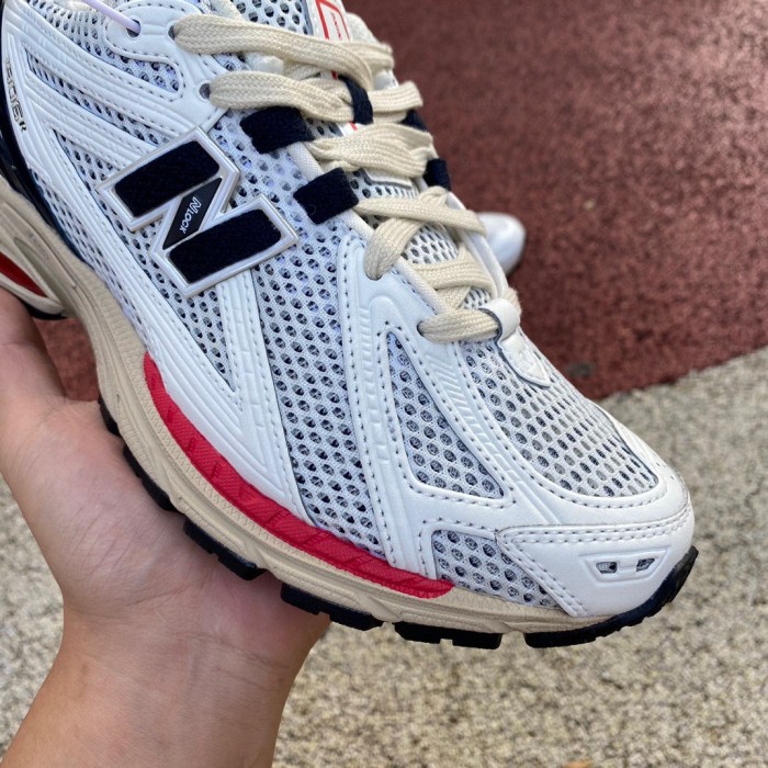 New Balance 1906R Sea Salt Eclipse True Red