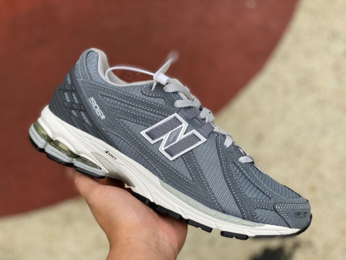 New Balance 1906R Titanium