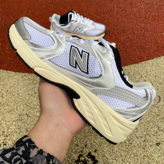 New Balance 530 Silver Cream