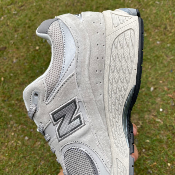 New Balance 2002R Grey