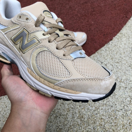 New Balance 2002R Beige