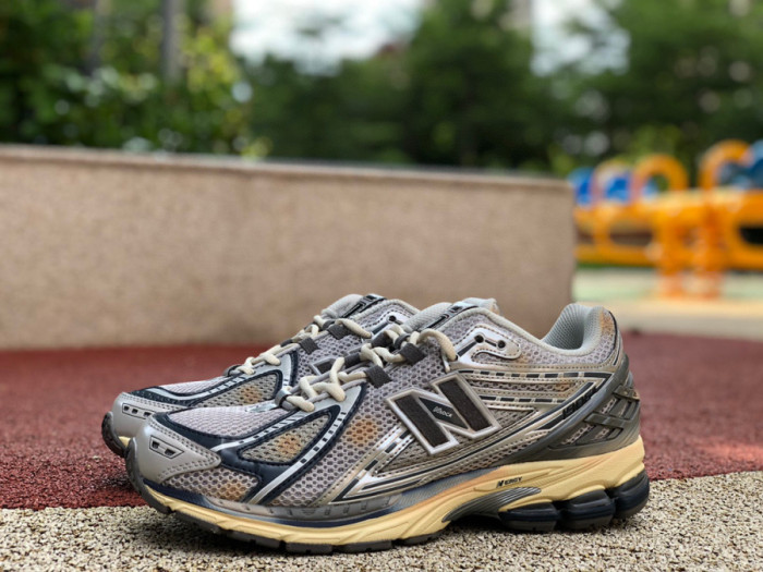 New Balance 1906R thisisneverthat ''The 2022 Downtown Run''