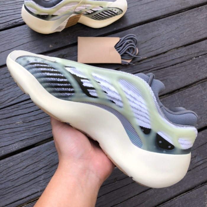 Adidas Yeezy 700 V3 Fade Salt